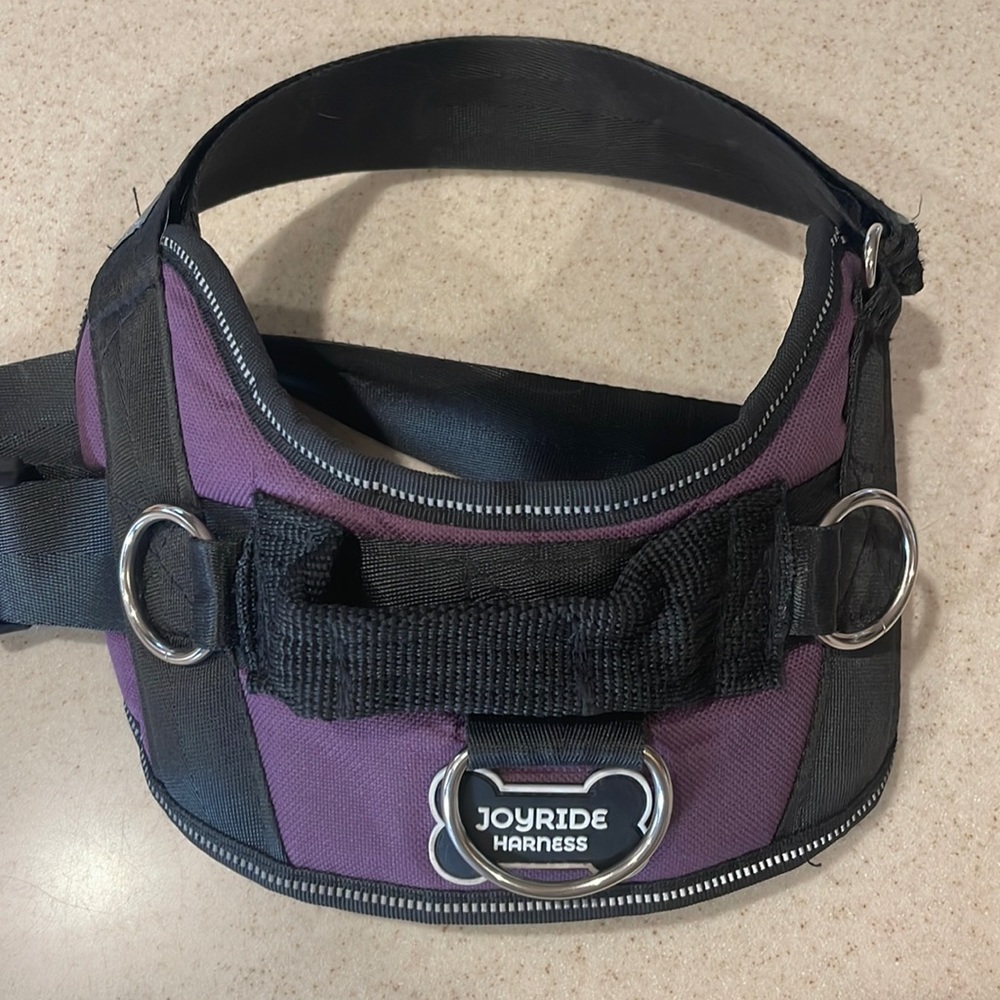 Joyride Dog Harness, size Medium, Purple